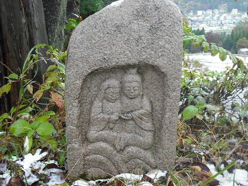 091103天地人ゆかりの地十日町松代城駐車場の石像