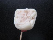 アイスクリームトリュフストロベリーホワイト
