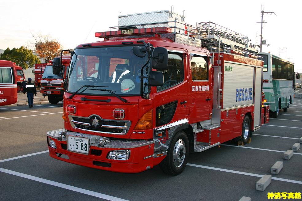奈良市消防局　救助工作車　「７８」