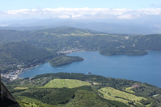 駒ケ岳から望む芦ノ湖、元箱根方面