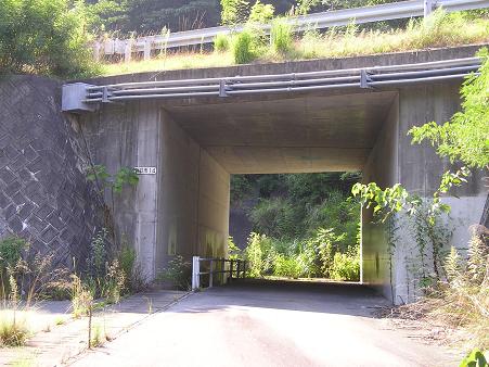 石内トンネル6